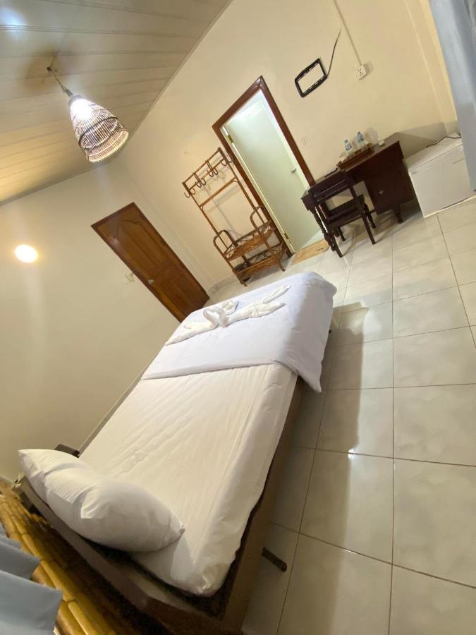 Ecran Riverfront Guesthouse Kâmpôt Zewnętrze zdjęcie