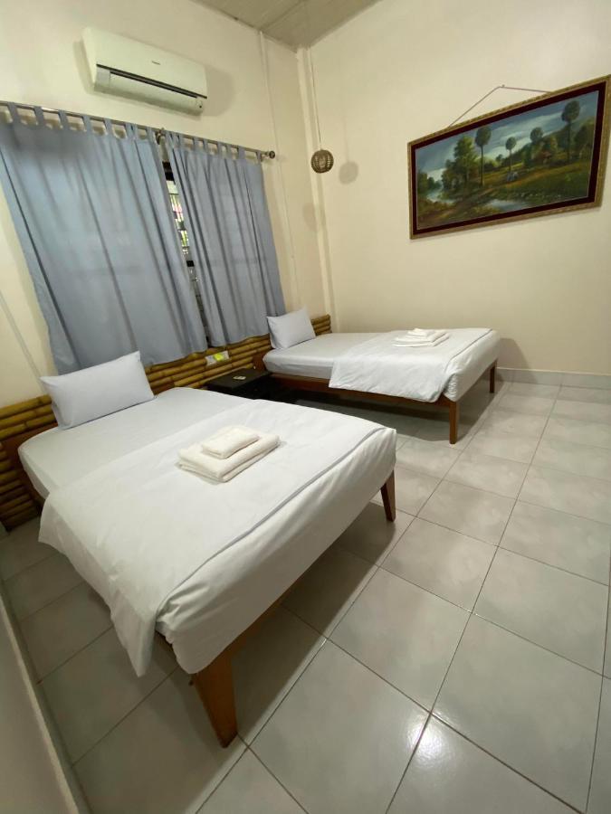Ecran Riverfront Guesthouse Kâmpôt Zewnętrze zdjęcie