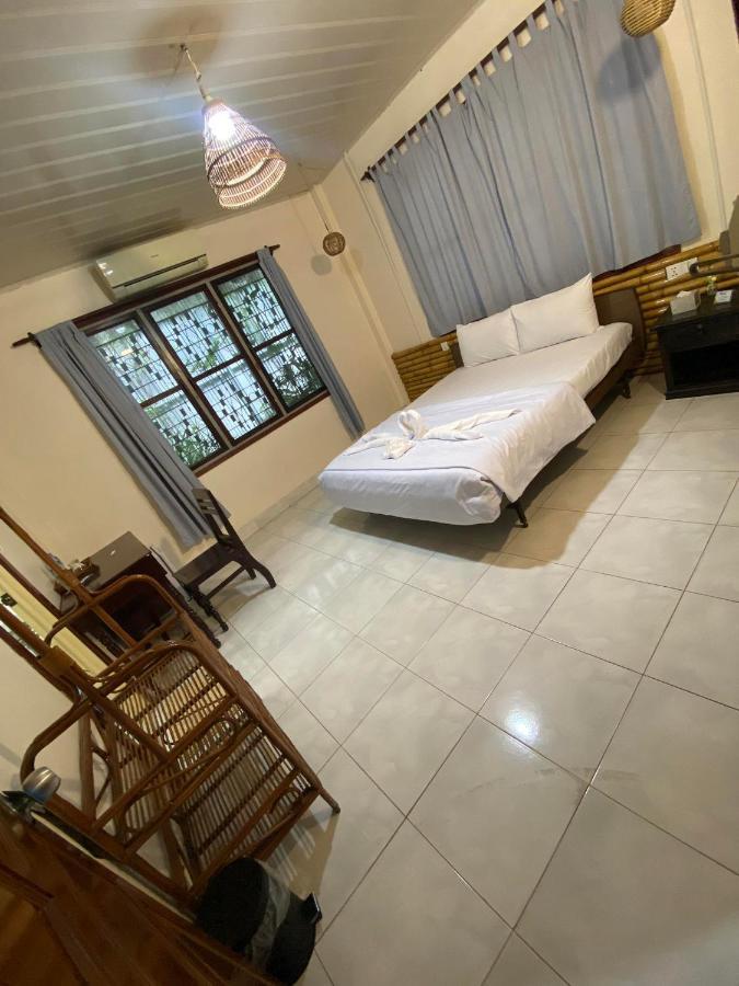 Ecran Riverfront Guesthouse Kâmpôt Zewnętrze zdjęcie