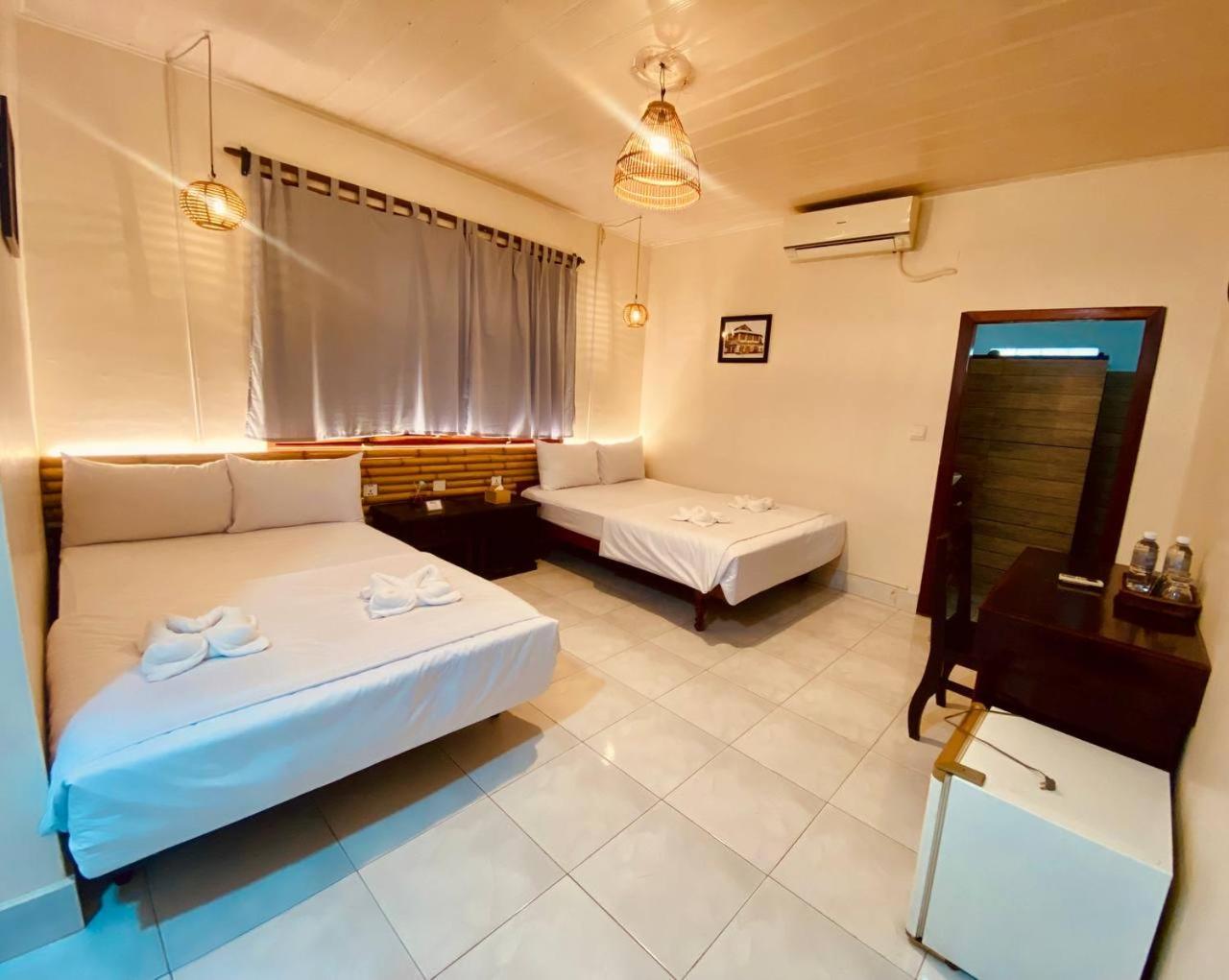 Ecran Riverfront Guesthouse Kâmpôt Zewnętrze zdjęcie